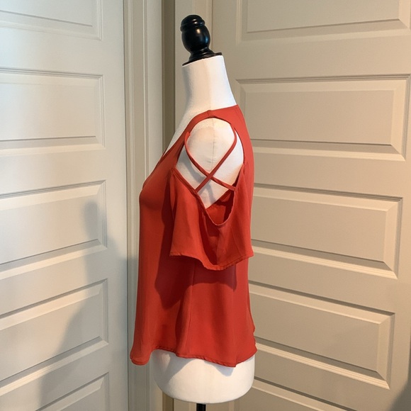 GUESS Women’s Top - Picture 3 of 13